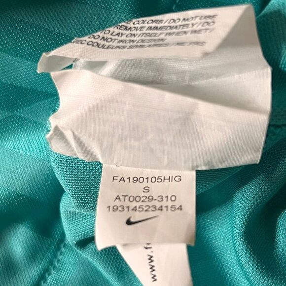 Nike FC Barcelona 2019-2020 Third Kit Jersey Mens Small - Picture 7 of 7